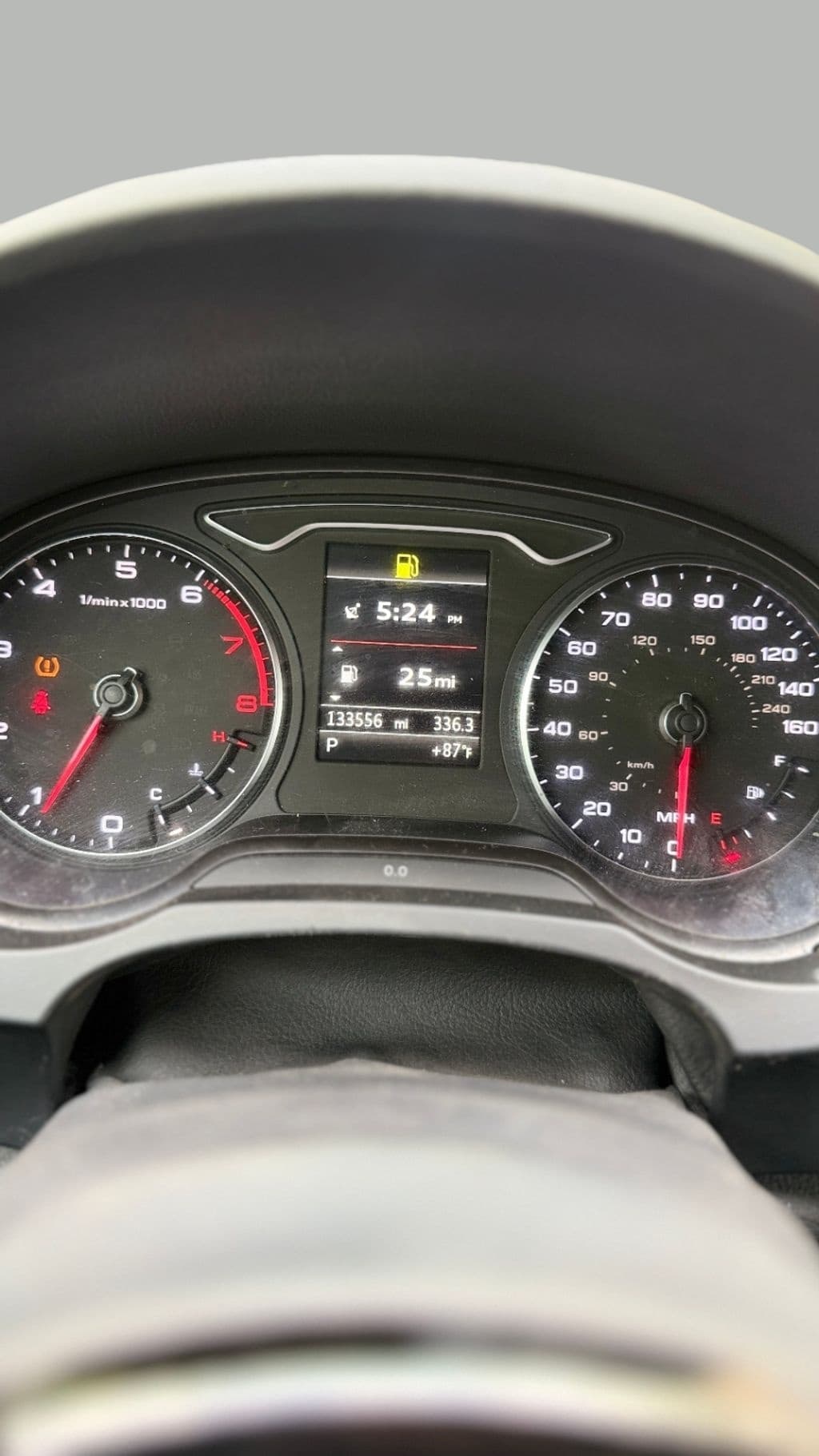 Vehicle photo